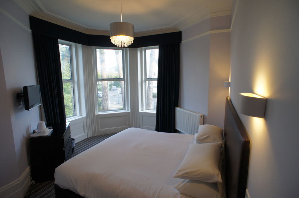 Applewood Hotel Bournemouth Eksteriør billede